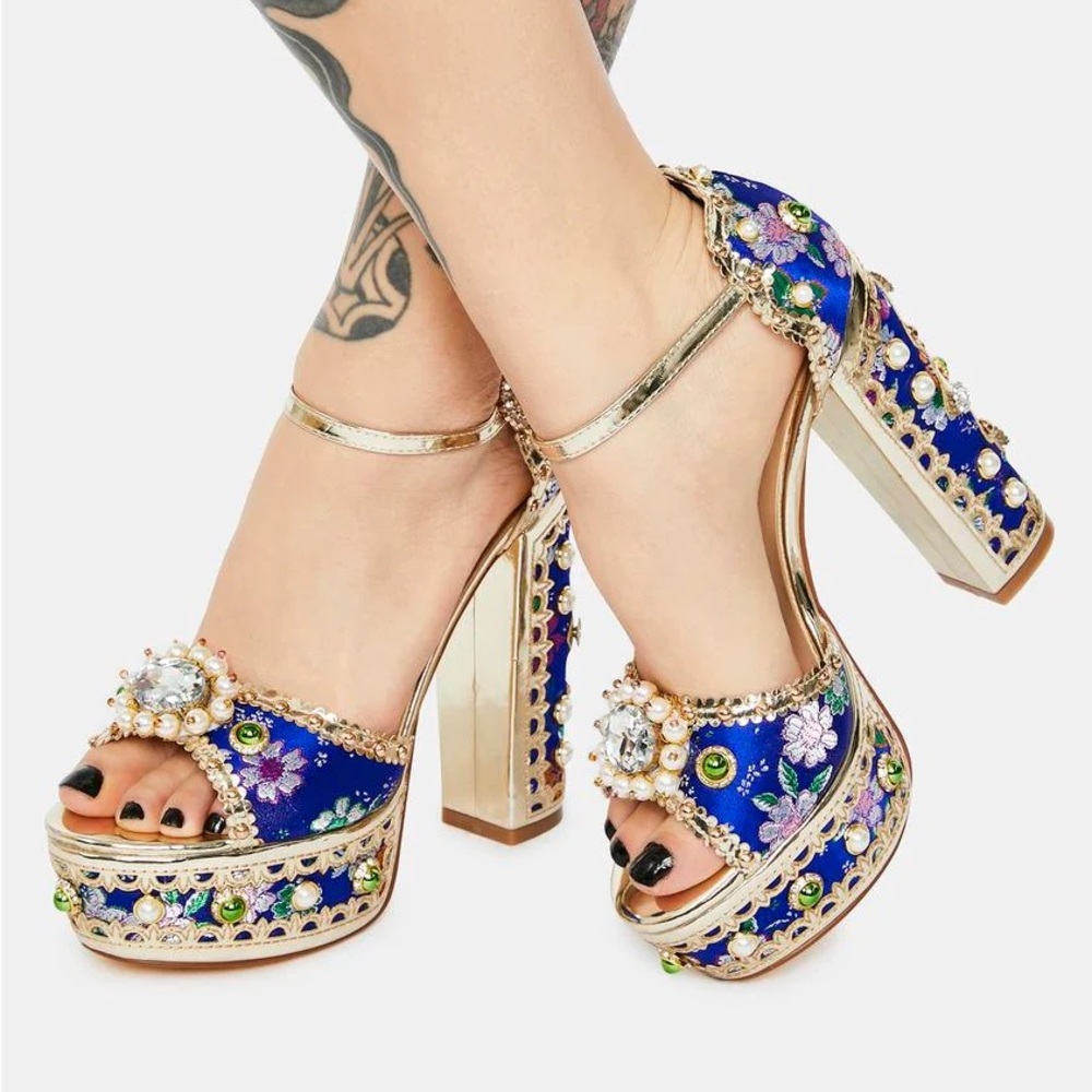 Azalea Wang Cici Jeweled Platform Heels NWOT